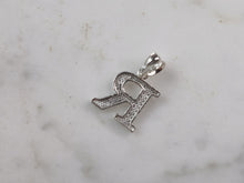 Load image into Gallery viewer, Womens Sterling Silver Initial Letter " R " Pendant 0.3g E6085