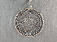 Load image into Gallery viewer, Vintage Sterling Silver Mayan Aztec Calendar Pendant Necklace 16.5g #E6105