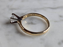 Load image into Gallery viewer, Womens Vintage Estate 14k Gold Diamond Engagement Ring 2.1g E6166