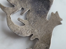 Load image into Gallery viewer, Womens Vintage Raymond Gasper Native Zuni Sterling Silver Coyote Brooch 4.8g E6185