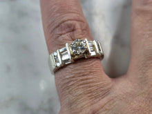 Load image into Gallery viewer, Womens Vintage Estate 14K White Gold Diamond Ring, 6.3g E6203
