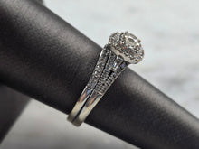 Load image into Gallery viewer, Womens Vintage Estate 10K White Gold Diamond Ring 5.1g E6227