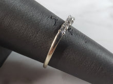Load image into Gallery viewer, Womens Vintage Estate 14K White Gold Diamond Ring, 2.0g E6267