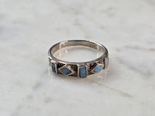 Load image into Gallery viewer, Womens Vintage Estate Sterling Silver Southwestern Turquoise Ring 2.8g E626
