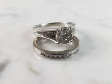 Load image into Gallery viewer, Womens Vintage Estate 10K White Gold Diamond Ring Set 5.5g, E6271