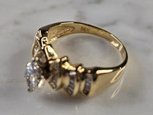 Load image into Gallery viewer, Womens Vintage Estate 14K Yellow Gold Diamond Engagement Ring 6.0g  #E6276