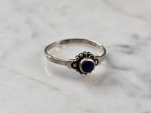 Load image into Gallery viewer, Womens Vintage Estate Sterling Silver Southwestern Lapis Ring 1.8g E627