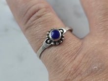 Load image into Gallery viewer, Womens Vintage Estate Sterling Silver Southwestern Lapis Ring 1.8g E627