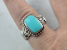 Load image into Gallery viewer, Womens Vintage Estate Sterling Silver Southwestern Turquoise Ring 5.8g E628