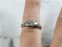 Load image into Gallery viewer, Womens Vintage Estate 14K White Gold Diamond Ring, 4.5g E6291
