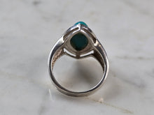 Load image into Gallery viewer, Womens Vintage Estate Sterling Silver Southwestern Turquoise Ring 5.9g E629