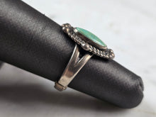 Load image into Gallery viewer, Womens Vintage Estate Sterling Silver Southwestern Turquoise Ring 4.1g E631