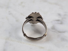 Load image into Gallery viewer, Womens Vintage Estate Sterling Silver Southwestern Turquoise Ring 4.1g E631