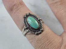 Load image into Gallery viewer, Womens Vintage Estate Sterling Silver Southwestern Turquoise Ring 4.1g E631