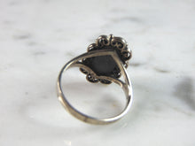 Load image into Gallery viewer, Womens Vintage Estate Sterling Silver Modernist Ring 2.2g E6331