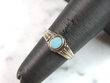 Load image into Gallery viewer, Womens Vintage Estate Sterling Silver Modernist Ring 1.3g E6333