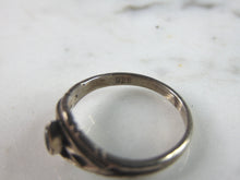 Load image into Gallery viewer, Womens Vintage Estate Sterling Silver Modernist Ring 2g E6339