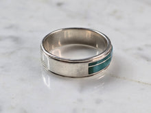 Load image into Gallery viewer, Mens Vintage Estate Sterling Silver Southwestern Turquoise Band Ring 6.1g E633