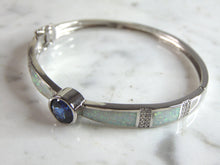 Load image into Gallery viewer, Womens Sterling Silver Modernist Opal Bangle Bracelet 15.2g E6378