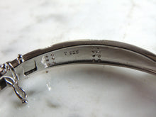 Load image into Gallery viewer, Womens Sterling Silver Modernist Opal Bangle Bracelet 15.2g E6378