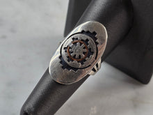 Load image into Gallery viewer, Womens Vintage Estate Sterling Silver Southwestern Navajo Ring 5.0g E637