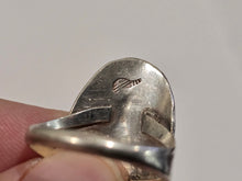 Load image into Gallery viewer, Womens Vintage Estate Sterling Silver Southwestern Navajo Ring 5.0g E637