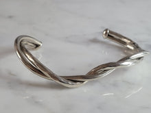 Load image into Gallery viewer, Womens Vintage Estate Sterling Silver Modernist Cuff Bracelet 13.6g E6384
