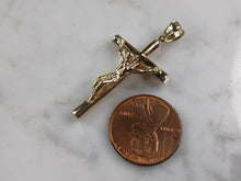 Load image into Gallery viewer, Womens Sterling Silver Gold Tone Religious Cross Necklace 6.0g E6399
