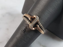 Load image into Gallery viewer, Womens Vintage Estate 10K Rose Gold Open Heart Diamond Ring 2.9g E6400
