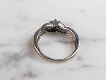Load image into Gallery viewer, Womens Vintage Estate 10K White Gold Diamond Ring 2.3g E6403
