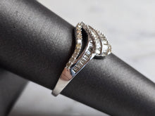 Load image into Gallery viewer, Womens Vintage Estate Sterling Silver Modernist Diamond Ring 2.6g #E6405