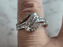 Load image into Gallery viewer, Womens Vintage Estate Sterling Silver Modernist Diamond Ring 2.6g #E6405