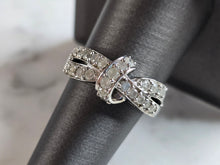 Load image into Gallery viewer, Womens Vintage Estate Sterling Silver Modernist Diamond Ribbon Ring 5.1g #E6416