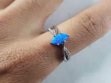 Load image into Gallery viewer, Womens Estate Sterling Silver Modernist Blue Opal &amp; CZ Ring 2.6g E6454