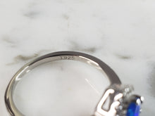 Load image into Gallery viewer, Womens Estate Sterling Silver Modernist Blue Opal &amp; CZ Ring 2.3g E6459