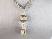 Load image into Gallery viewer, Womens Vintage Estate Sterling Silver Modernist Necklace 12g E6482