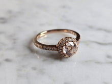 Load image into Gallery viewer, Womens Vintage Estate 14K Rose Gold Quartz Diamond Ring 2.6g E6514