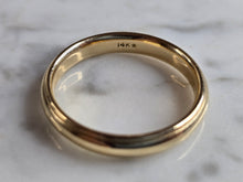 Load image into Gallery viewer, Mens Vintage Estate 14k Yellow Gold Wedding Band Ring 5.8g #E6533