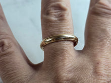 Load image into Gallery viewer, Mens Vintage Estate 14k Yellow Gold Wedding Band Ring 5.8g #E6533