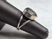 Load image into Gallery viewer, Womens Vintage Estate Sterling Silver Labradorite Heart Ring 4.4g E6540