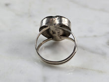 Load image into Gallery viewer, Womens Vintage Estate Sterling Silver Labradorite Heart Ring 4.4g E6540