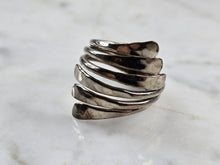 Load image into Gallery viewer, Womens Estate Sterling Silver Modernist Ring 6.3g E6547