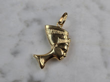 Load image into Gallery viewer, Womens Vintage Estate 14K Yellow Gold Queen Nefertiti Pendant 2.0g E6575
