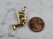 Load image into Gallery viewer, Womens Vintage Estate 14K Yellow Gold Queen Nefertiti Pendant 2.0g E6575