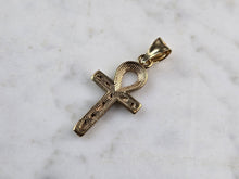 Load image into Gallery viewer, Womens Vintage Estate 10k Yellow Gold Religious Ankh Cross Pendant 1.6g #E6577
