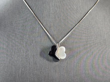 Load image into Gallery viewer, Womens Vintage Estate Sterling Silver Clover Pendant Necklace 5.9g E6600