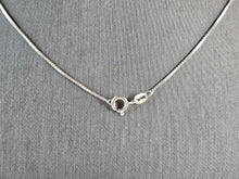 Load image into Gallery viewer, Womens Vintage Estate Sterling Silver Clover Pendant Necklace 5.9g E6600