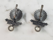 Load image into Gallery viewer, Womens Vintage Estate Sterling Silver Modernist Earrings 9.8g E6608