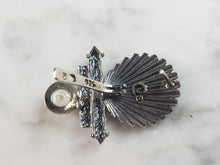 Load image into Gallery viewer, Womens Vintage Estate Sterling Silver Modernist Earrings 9.8g E6608