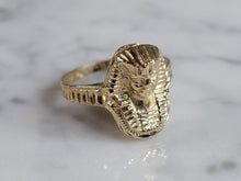Load image into Gallery viewer, Womens Vintage 14k Gold Egyptian King Tut Pharaoh Ring 3.6g E6611